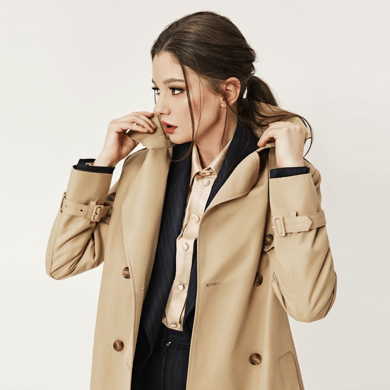 Female trench outlet coat